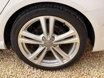 AUDI A3 1.4 TFSI CoD S line Sportback 5dr Petrol S Tronic Euro 6 (s/s) (