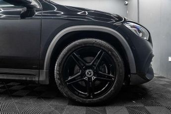 MERCEDES-BENZ GLA 2.0 GLA 200 AMG Line Premium D Auto 5dr