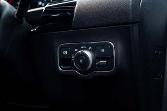 MERCEDES-BENZ GLA 2.0 GLA 200 AMG Line Premium D Auto 5dr