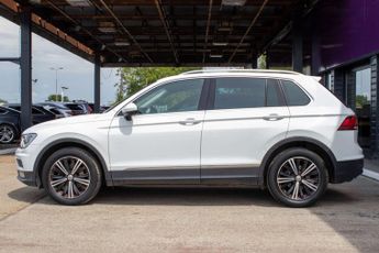 VOLKSWAGEN TIGUAN 2.0 TDI SE Navigation SUV 5dr Diesel DSG Euro 6 (s/s) (150 ps)