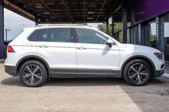 VOLKSWAGEN TIGUAN 2.0 TDI SE Navigation SUV 5dr Diesel DSG Euro 6 (s/s) (150 ps)