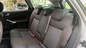 FORD MONDEO 2.0 TDCi Ghia Estate 5dr Diesel Automatic (189 g/km, 128 bhp)