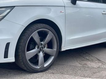 Audi A1 1.4 A1 Black Edition TFSI Semi-Auto 3dr