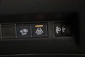 Peugeot E-2008 50kWh Active Premium + SUV 5dr Electric Auto (7kW Charger) (136 