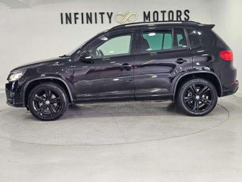 VOLKSWAGEN TIGUAN 2.0 Tiguan R-Line TDI BlueMotion Technology 4Motion Semi-Auto 4W