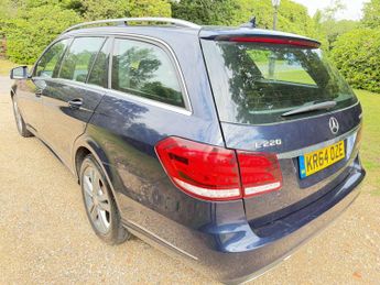 MERCEDES-BENZ E-CLASS 2.1 E220 SE Bluetec Auto 5dr