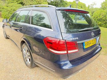 MERCEDES-BENZ E-CLASS 2.1 E220 SE Bluetec Auto 5dr