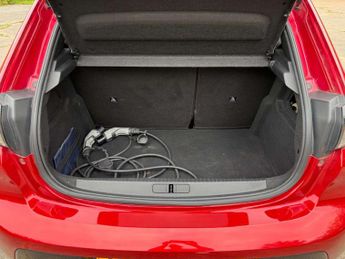 PEUGEOT 208 208 Allure EV 5dr