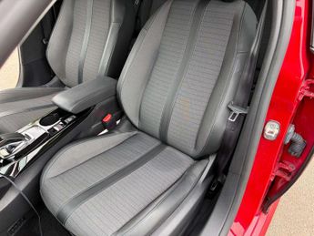 PEUGEOT 208 208 Allure EV 5dr