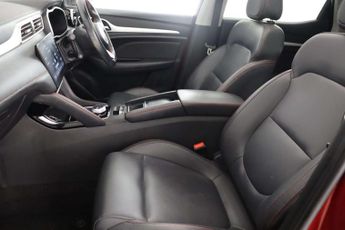 MG MG ZS 72.6kWh Trophy Long Range SUV 5dr Electric Auto (156 ps)