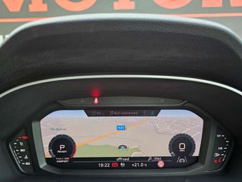 Audi Q3 1.5 TFSI CoD 35 S line S Tronic Euro 6 (s/s) 5dr