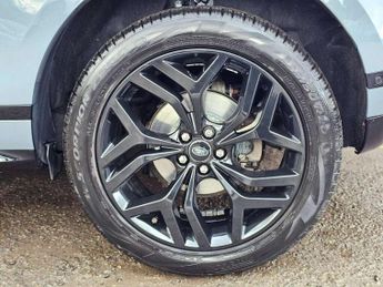 Land Rover Range Rover Evoque 2.0 D180 First Edition Auto 4WD Euro 6 (s/s) 5dr
