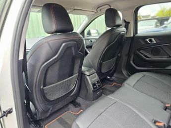 BMW 1 SERIES 1.5 118i Sport DCT Euro 6 (s/s) 5dr