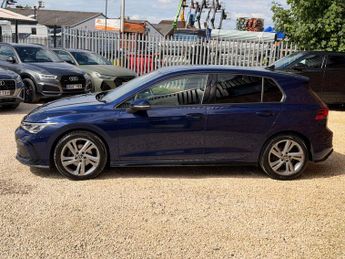 VOLKSWAGEN Golf 2.0 TDI R-Line Hatchback 5dr Diesel DSG Euro 6 (s/s) (150 ps)