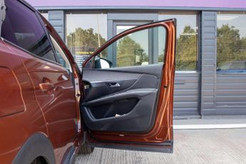 PEUGEOT 3008 1.2 3008 Allure S/S Auto 5dr