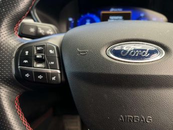 FORD KUGA 2.5 Kuga ST-Line First Edition PHEV CVT 5dr