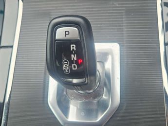 LAND ROVER RANGE ROVER EVOQUE 2.0 Range Rover Evoque R-Dynamic S D Auto 4WD 5dr