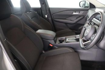 Nissan Qashqai 1.3 DIG-T MHEV Acenta Premium SUV 5dr Petrol Hybrid XTRON Euro 6
