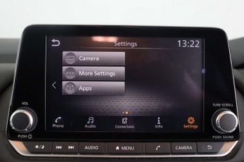 Nissan Qashqai 1.3 DIG-T MHEV Acenta Premium SUV 5dr Petrol Hybrid XTRON Euro 6