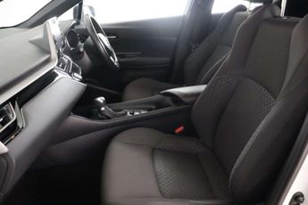 Toyota C-HR 1.8 VVT-h GPF Icon SUV 5dr Petrol Hybrid CVT Euro 6 (s/s) (122 p