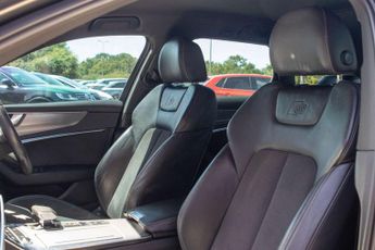 AUDI A6 Avant 2.0 TDI 40 S line Estate 5dr Diesel S Tronic Euro 6 (s/s) (204 p