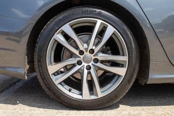 AUDI A6 Avant 2.0 TDI 40 S line Estate 5dr Diesel S Tronic Euro 6 (s/s) (204 p