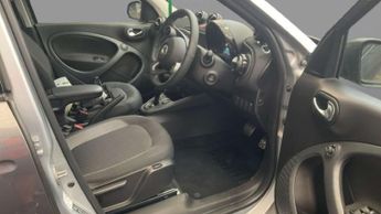SMART FORFOUR 17.6kWh Premium Hatchback 5dr Electric Auto (22kW Charger) (82 p