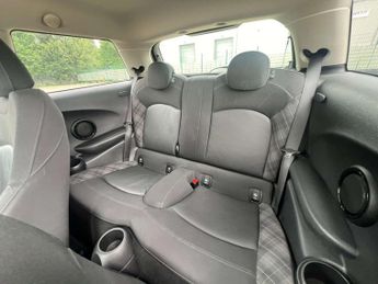 MINI HATCH 2.0 Cooper SD Automatic 3dr *NATIONAL DELIVERY*