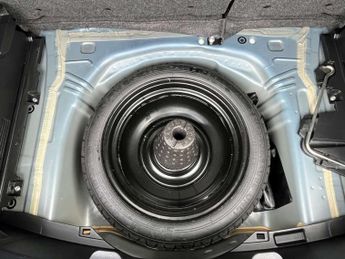 TOYOTA YARIS 1.5 Yaris Icon Hybrid VVT-i CVT 5dr