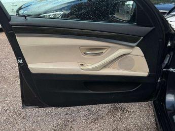 BMW 5 SERIES 2.0 520d M Sport Auto 4dr