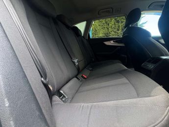 AUDI A4 2.0 A4 Sport Ultra TDI Semi-Auto 5dr