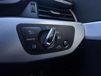 AUDI A4 2.0 A4 Sport Ultra TDI Semi-Auto 5dr