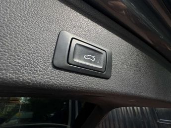 AUDI A4 2.0 A4 Sport Ultra TDI Semi-Auto 5dr