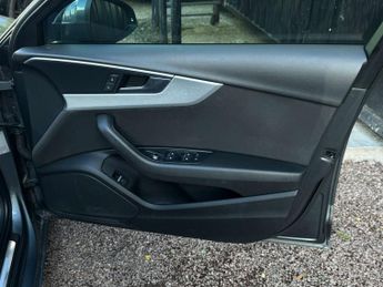 AUDI A4 2.0 A4 Sport Ultra TDI Semi-Auto 5dr