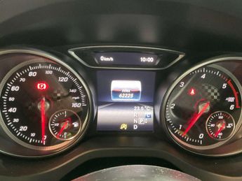 MERCEDES-BENZ A CLASS 2.1 A200d AMG Line (Premium) Hatchback 5dr Diesel 7G-DCT Euro 6 