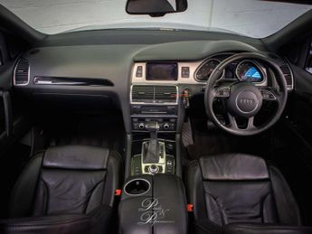 AUDI Q7 3.0 Q7 S Line+ TDI Quattro Auto 4WD 5dr