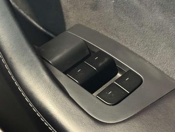 TESLA MODEL 3 Model 3 Long Range AWD 4WD 4dr