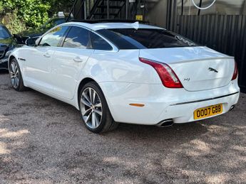 JAGUAR XJ 3.0 XJ Portfolio V6 D Auto 4dr
