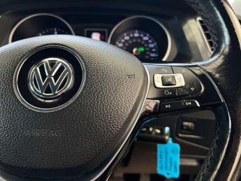 VOLKSWAGEN TIGUAN 2.0 Tiguan SE Nav TDI BlueMotion Technology 4Motion Semi-Auto 4W