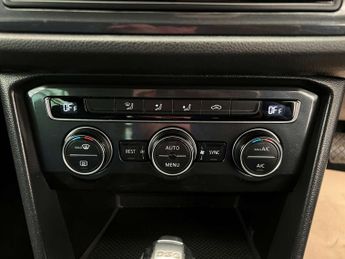 VOLKSWAGEN TIGUAN 2.0 Tiguan SE Nav TDI BlueMotion Technology 4Motion Semi-Auto 4W