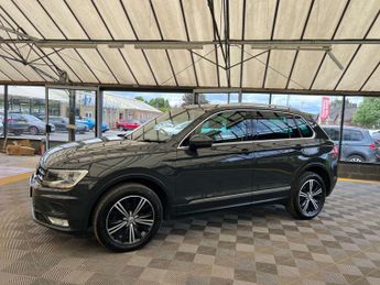 VOLKSWAGEN TIGUAN 2.0 Tiguan SE Nav TDI BlueMotion Technology 4Motion Semi-Auto 4W
