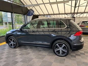 VOLKSWAGEN TIGUAN 2.0 Tiguan SE Nav TDI BlueMotion Technology 4Motion Semi-Auto 4W