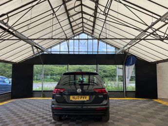 VOLKSWAGEN TIGUAN 2.0 Tiguan SE Nav TDI BlueMotion Technology 4Motion Semi-Auto 4W