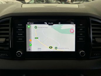 SKODA KAROQ 1.5 Karoq Sportline TSi Semi-Auto 5dr