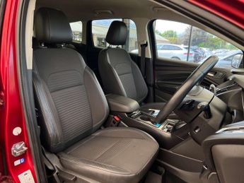 FORD KUGA 1.5 Kuga Titanium 4x4 Auto 4WD 5dr
