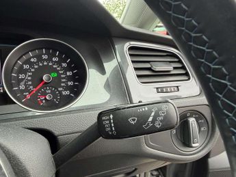 VOLKSWAGEN GOLF e-Golf 5dr