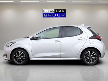 Toyota YARIS 1.5 Yaris Design HEV CVT 5dr