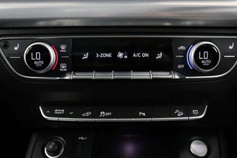 Audi Q5 2.0 TFSIe 50 Sport SUV 5dr Petrol Plug-in Hybrid S Tronic quattr