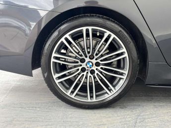 BMW 5 SERIES 2.0 520d M Sport Auto 4dr