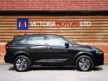 NISSAN QASHQAI 1.3 DiG-T MHEV Acenta Premium AUTO 5dr